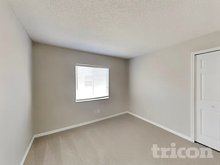 13232 Prestwick Dr — Photo 17
