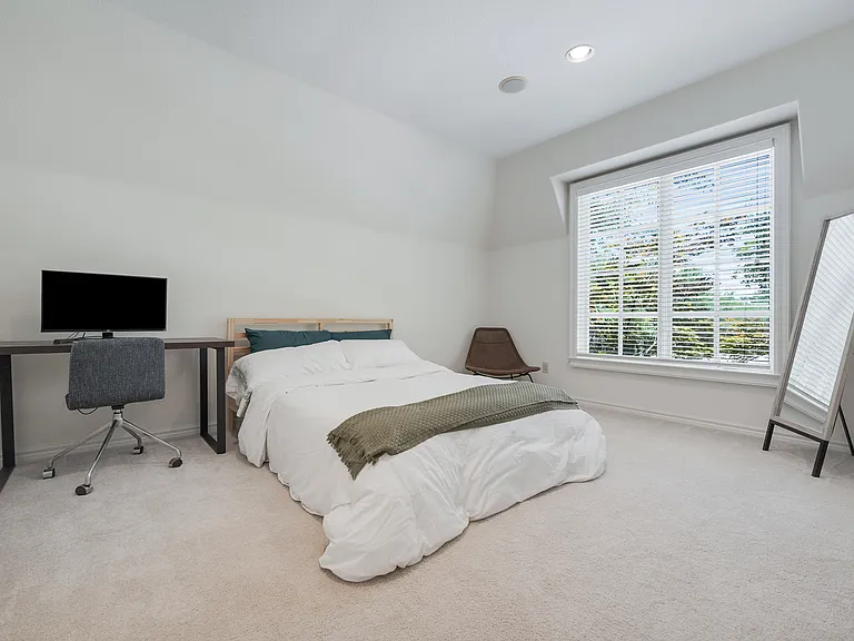 5619 Miramar Dr — Photo 14