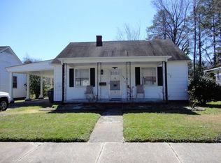 1306 Peachtree St, Goldsboro, NC 27530