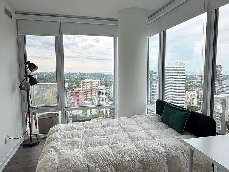 501 Yonge St #3809 — Photo 22