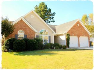 641 Nine Oaks Cir, Villa Rica, GA 30180