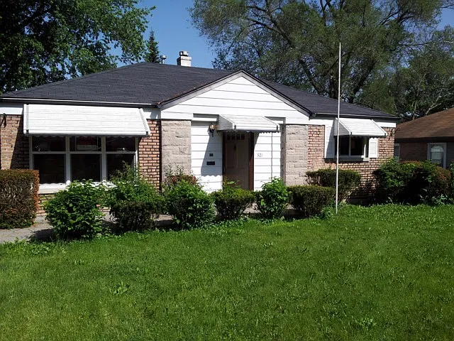 321 Nassau St photo 1