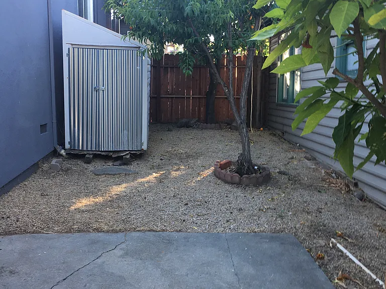 1448 Ash St — Photo 2