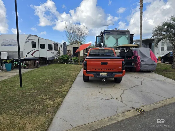 13361 Lipscomb Rd #21, Foley, AL 36535