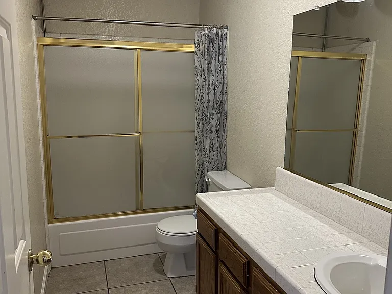 2150 Holder Ln — Photo 10
