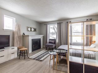 647 Victoria St S, Kitchener, ON N2M 3B2