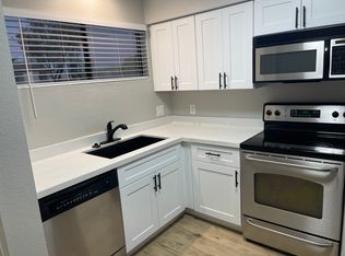 11640 N 51st Ave APT 249, Glendale, AZ 85304