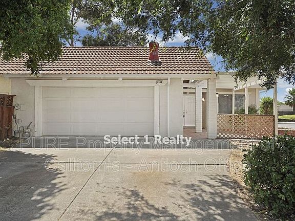 2nd image of 2933 N Apple Ct