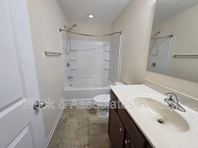 545 Song Sparrow Ln — Photo 8