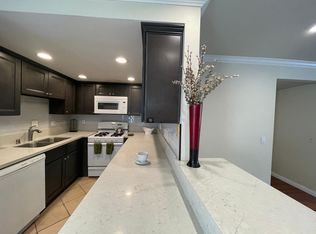 5251 Willowcrest Ave #3, North Hollywood, CA 91601