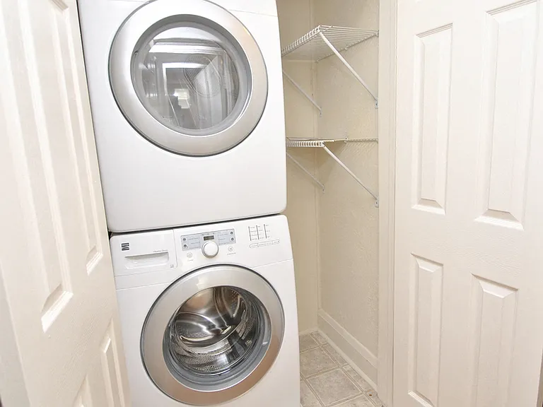 Mount Ridge Apartments — Photo 5