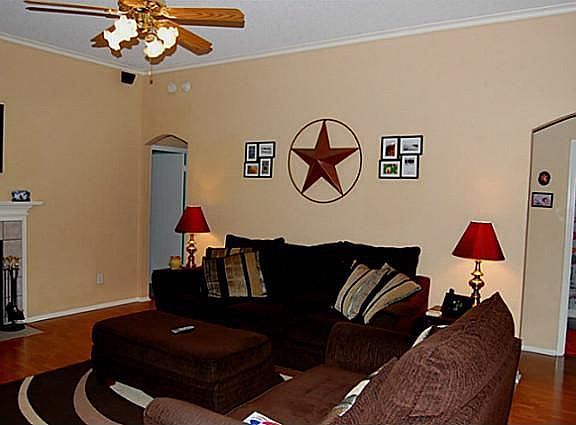 3rd image of 6709 Caribou Dr