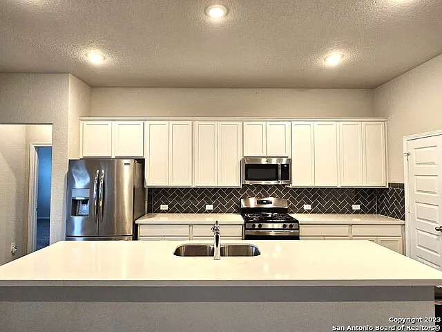 12549 Rothau Dr — Photo 6