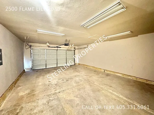 2500 Flame Lily Rd — Photo 23