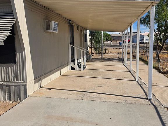 3rd image of 1095 Navajo Dr