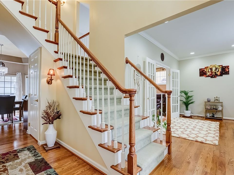 31 Markay Ct, Rochester, NY 14618 Zillow