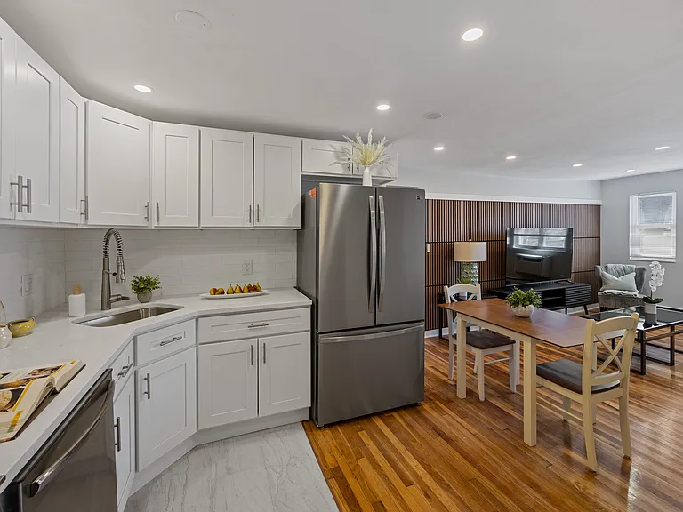 30 Auna Dr #9 — Photo 2