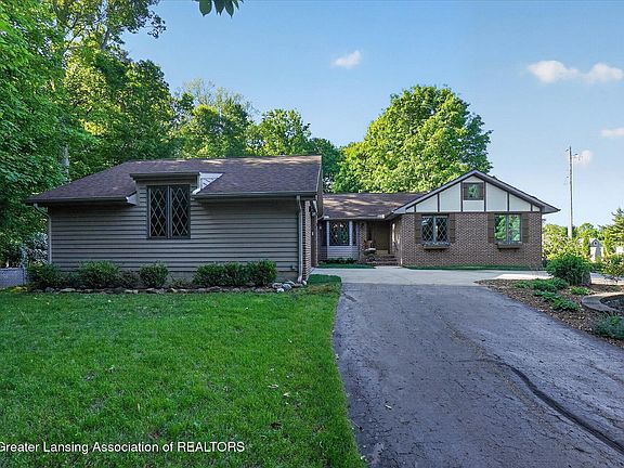 4th image of 2835 Willoughby Rd