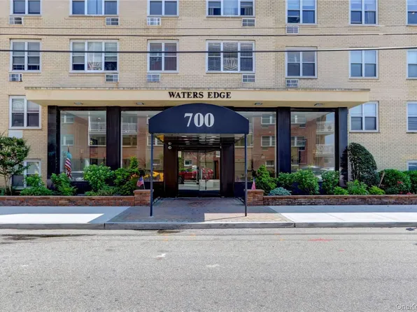 700 Shore Road #4K, Long Beach, NY 11561