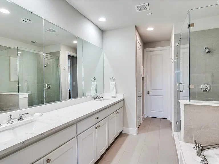 7700 Eastern Ave #202 — Photo 8