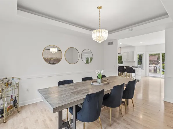 105 Agnes Court, Mount Horeb, WI 53572