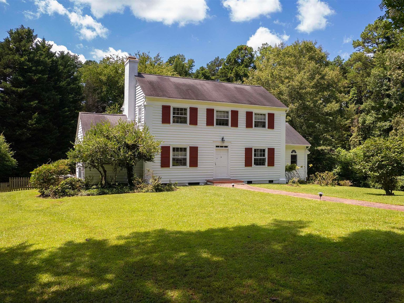 11 Buttons Rd, Chapel Hill, NC 27514 MLS 2527355 Zillow
