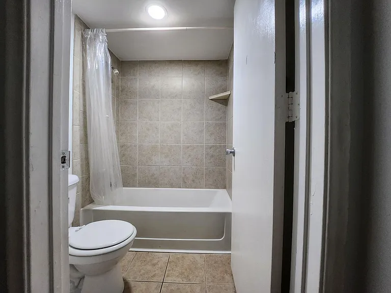 1810 E Blacklidge Dr #503 — Photo 10