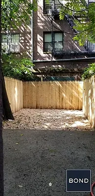 Rented by Bond New York | media 12