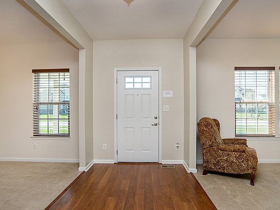 4th image of 3241 Cimmaron Ash Dr