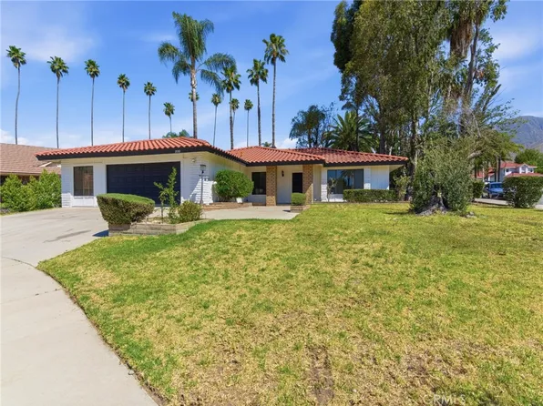 28813 Crimson Ct, Highland, CA 92346