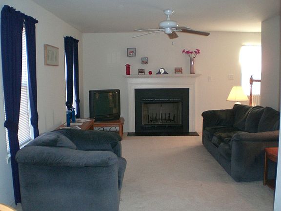 3rd image of 214 John Stevens Dr