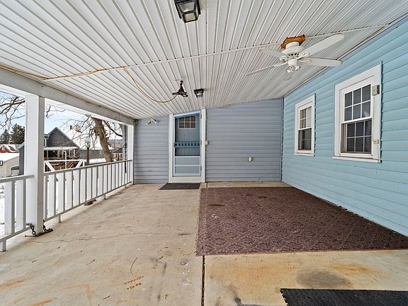 4th image of 8 Kress St