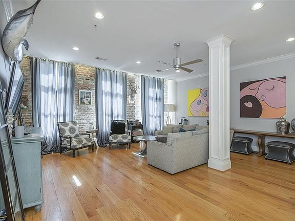 4th image of 2207 Post Office St APT 315