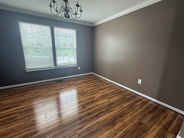 7726 Heathers Ln — Photo 48