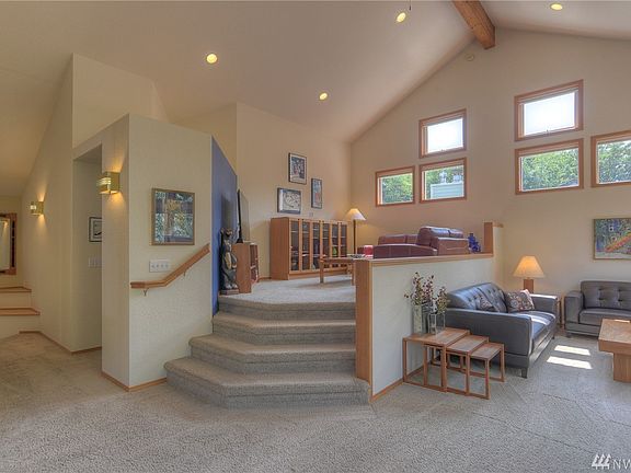 4th image of 3211 Woodland Dr SW