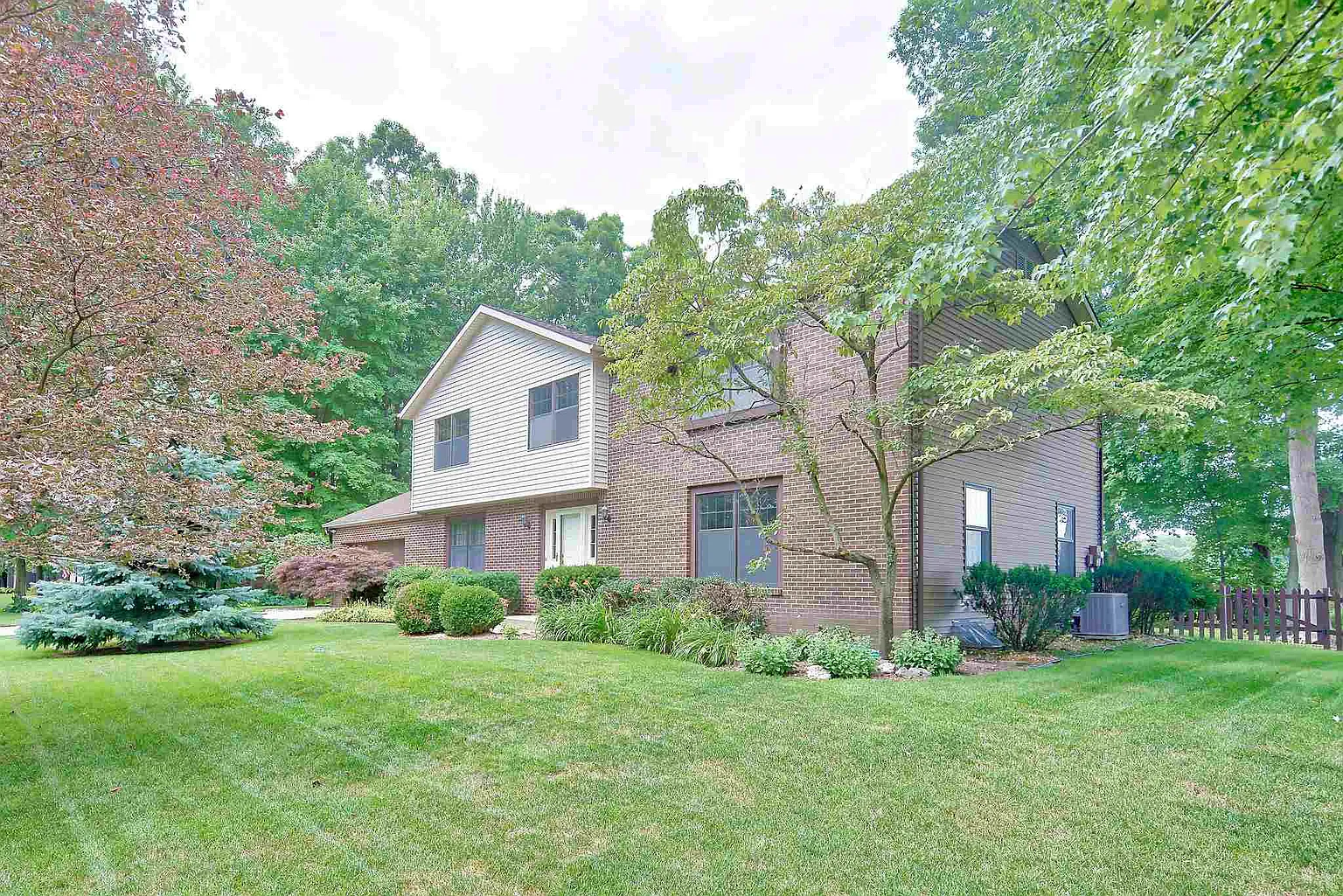 51365 Simmons Dr photo 1