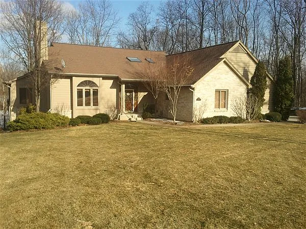 7410 Alpine View Dr photo 1