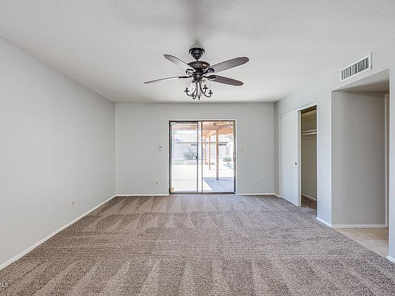 5th image of 317 E Carol Ann Way