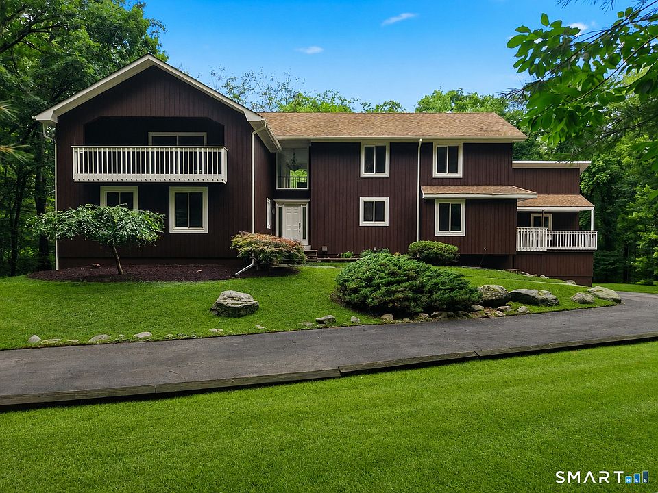 1st image of 21 Deepwood Road