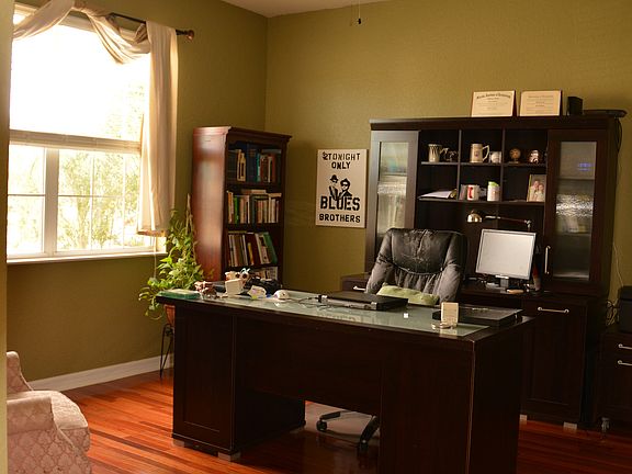 2nd image of 4609 Chastain Dr