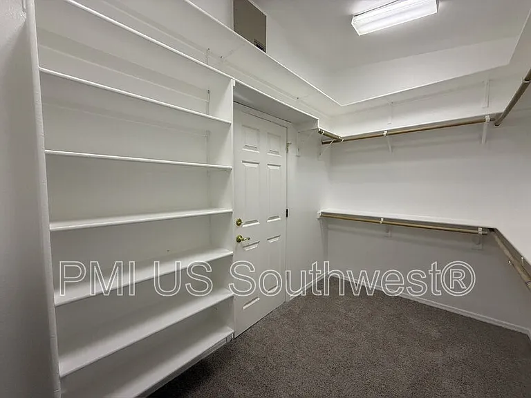 2917 Desert Vista Dr — Photo 20
