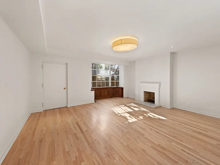 687 Greenwich St #1 — Photo 14