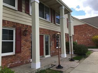 815 W Maple Rd #1, Clawson, MI 48017