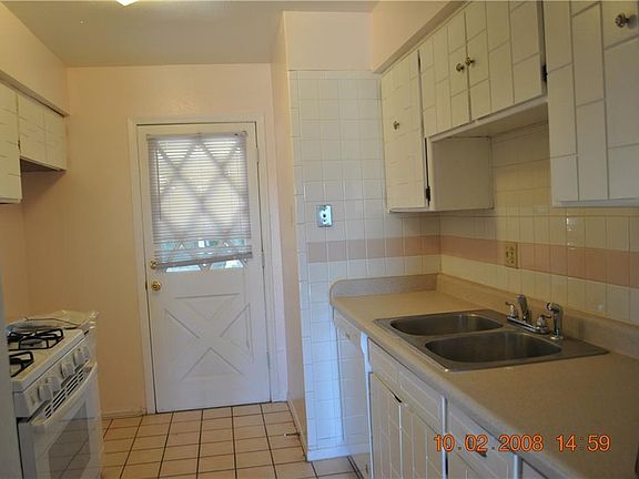 4th image of 2922 Bert Yancey Dr
