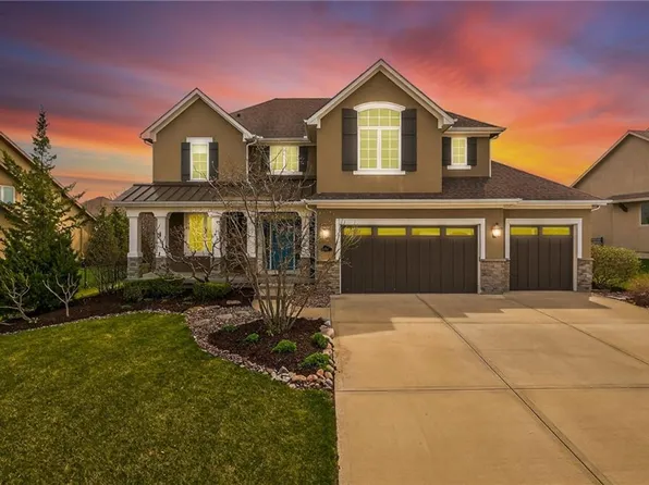 2827 NE 102nd Ter, Kansas City, MO 64155