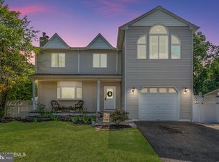 141 Van Cortlandt Dr, Brick, NJ 08723
