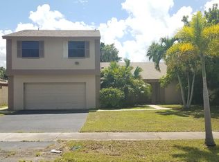 14460 Hickory Ct, Davie, FL 33325