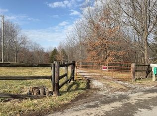 602 Johnnys Ln, Scottsville, KY 42164