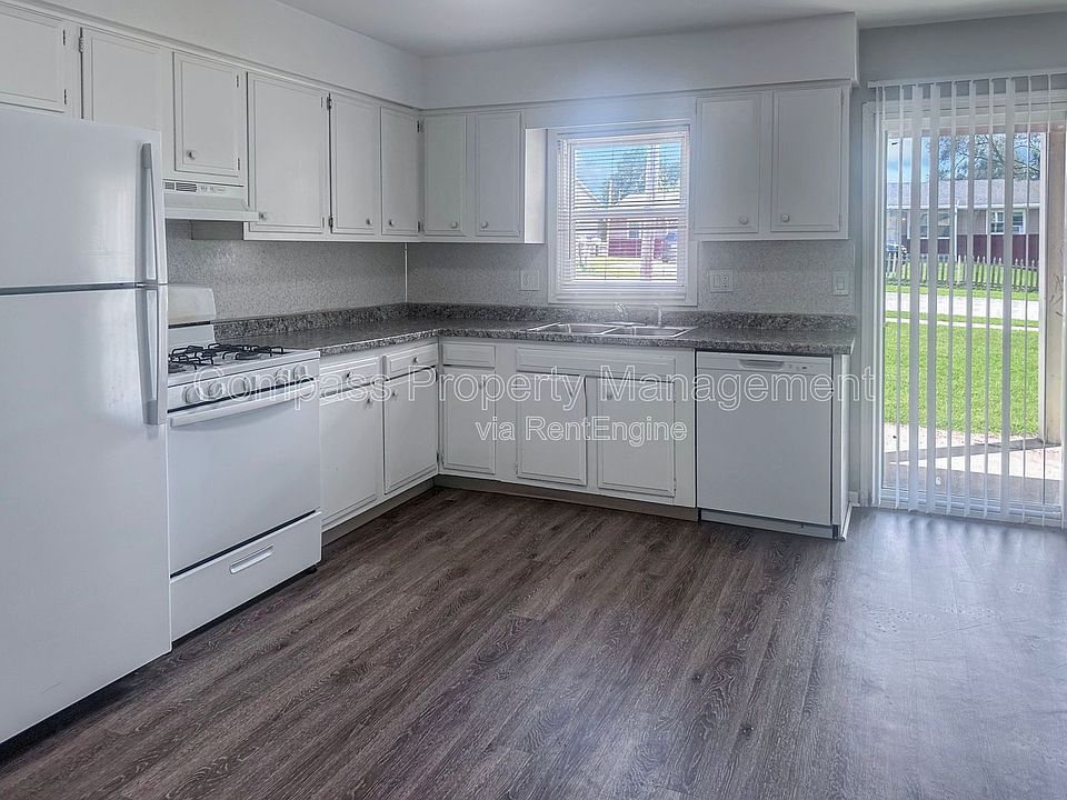 1st image of 5894 Christie Ave SE