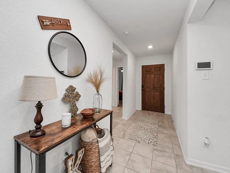 1509 Portola Dr — Photo 11